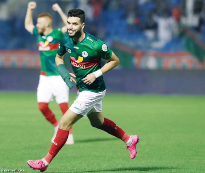 المغربي وليد آزارو لاعب الأهلي