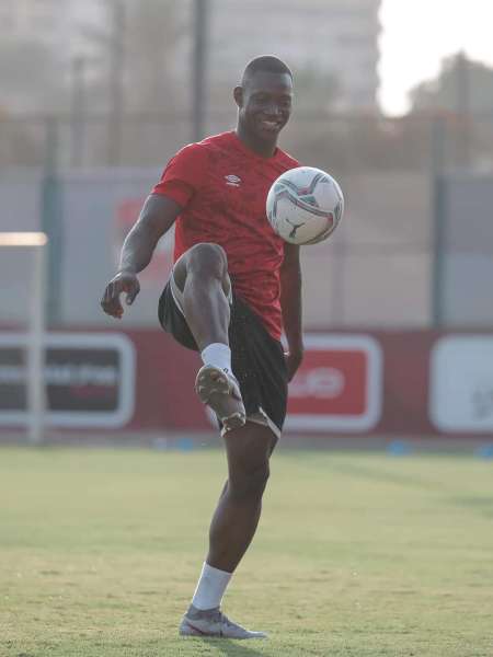 اليو ديانج لاعب الأهلى