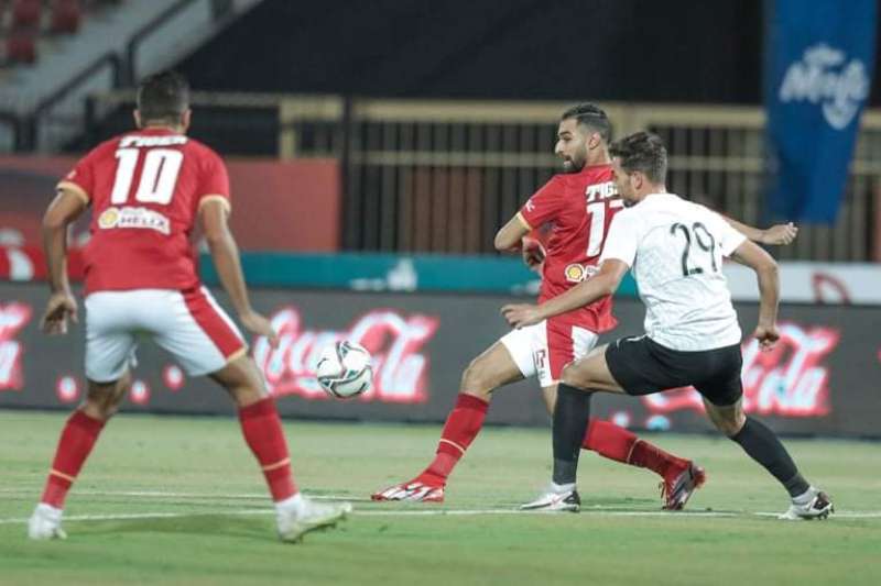 هجوم جماهيري .. ثنائي الأهلي يثيران الجدل أمام البنك الأهلي في الدوري