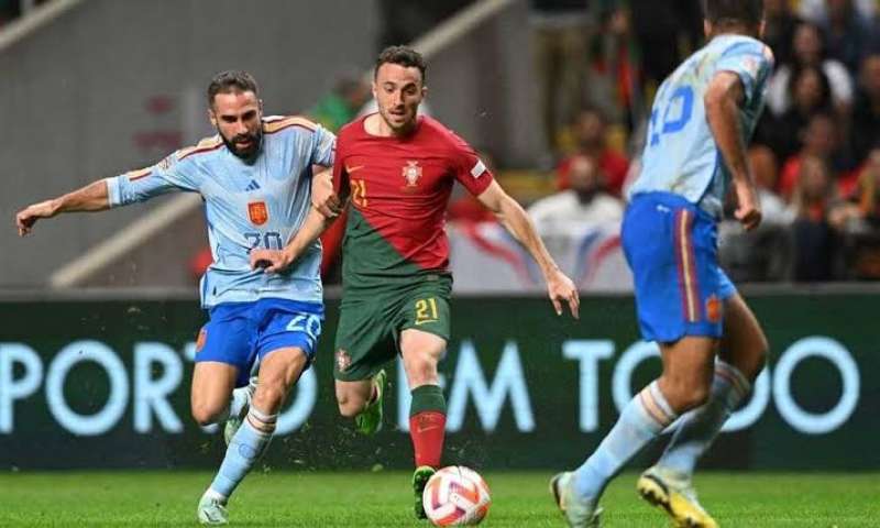 إسبانيا تتأهل لنصف نهائي دوري أمم أوروبا على حساب البرتغال