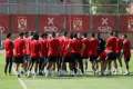 الأهلي يواصل تدريباته استعدادا للداخلية..ومران...
