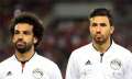 محمد صلاح يتنازل عن جائزة...