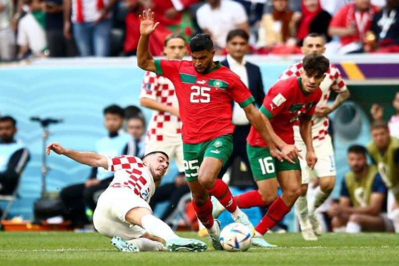 التشكيل المتوقع لمواجهة المغرب ضد كندا في كأس العالم 2022| زياش يتحدى ديفيز