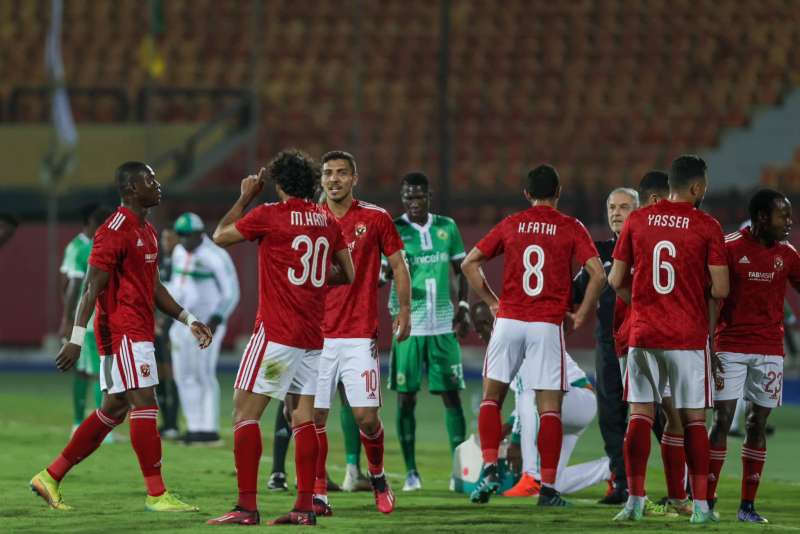 القطن الكاميروني يكشف حقيقة حشد الجماهير في مباراة الأهلي