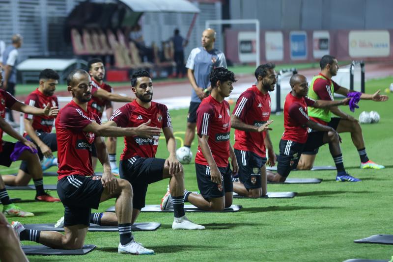 الأهلي يختتم تدريباته استعدادًا لمباراة سانت جورج الإثيوبي