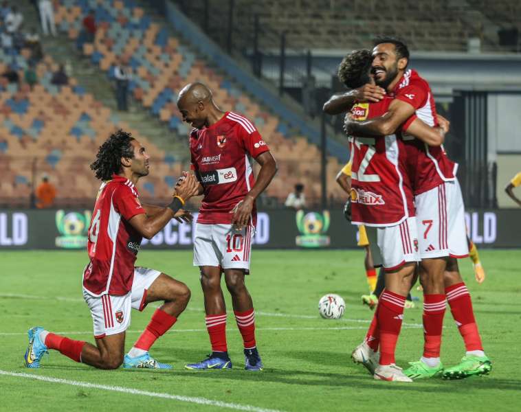 رسميا.. الأهلي يواجه سيراميكا كليوباترا في نصف نهائي السوبر المصري للأندية الأبطال