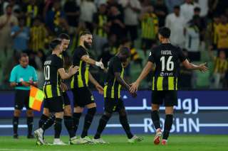 بنزيما يقود اتحاد جدة لمواجهة...