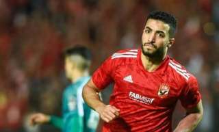 الأهلي ينهي أزمة محمد عبد...