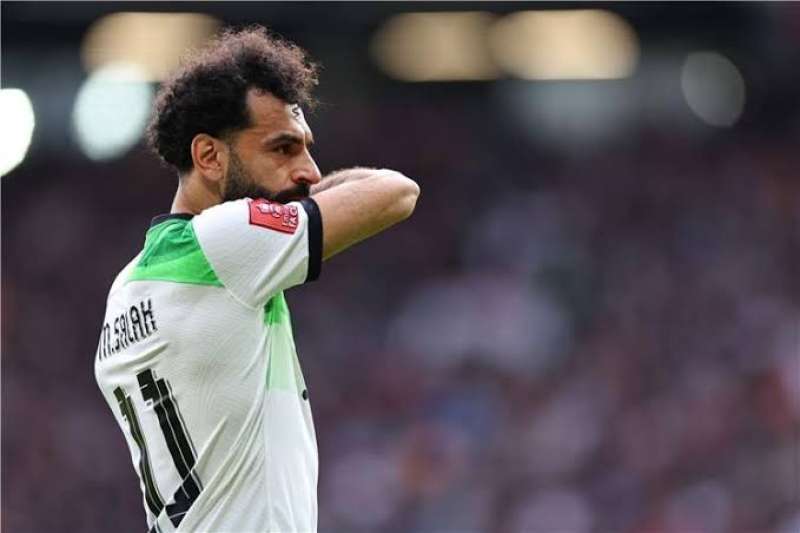 قرار جديد من ليفربول بشأن انتقال صلاح إلى الدوري السعودي