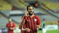 وفاة والد لاعب الأهلي السابق