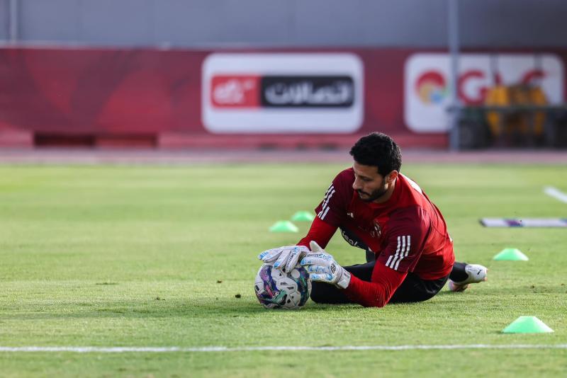 كواليس جلسة محمد الشناوي مع لاعبي الأهلي
