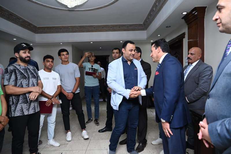 أشرف صبحي  يكرم الفائزين بدوري منتخبات مراكز الشباب للثقافة الرياضية