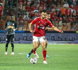 الأهلي يتفق مع السولية على...