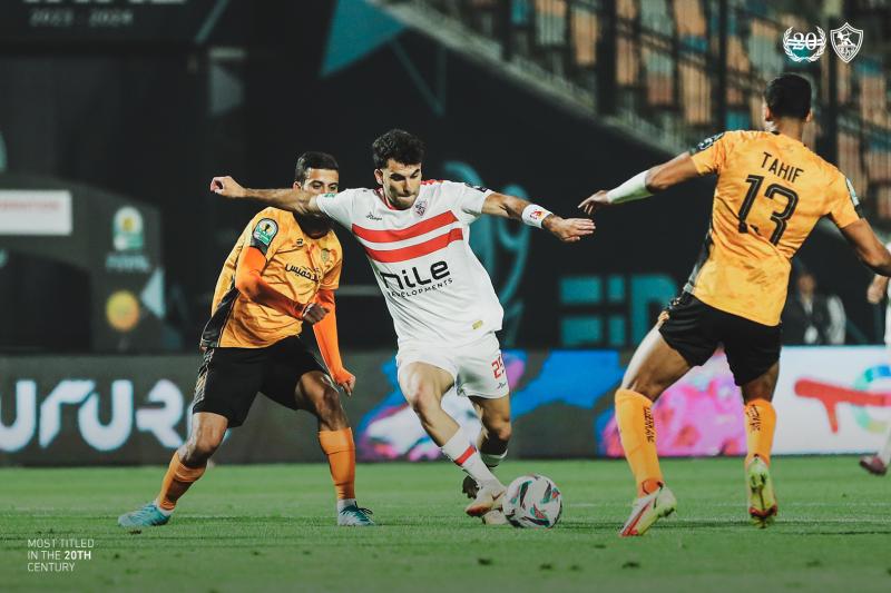 الزمالك يطمئن على زيزو في المنتخب الأولمبي