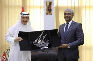 أحمد الجابر بحث مع الوزير...
