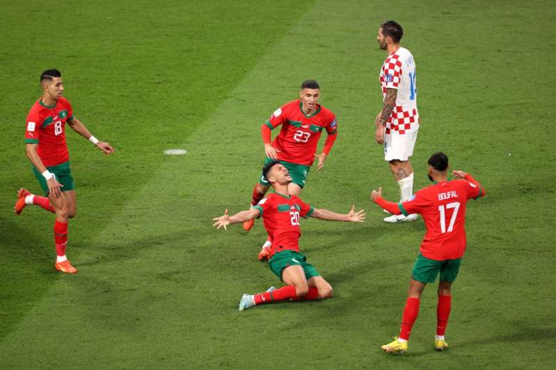 مدافع الأهلي الجديد يقود تشكيل المغرب أمام ليسوتو في تصفيات أمم إفريقيا