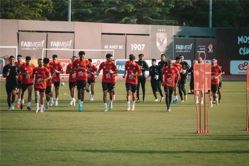 الأهلي يواصل تدريباتة استعدادا لمواجهة جورماهيا..وغياب كهرباء