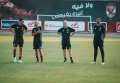 محامي ويعمل في سويسرا .....
