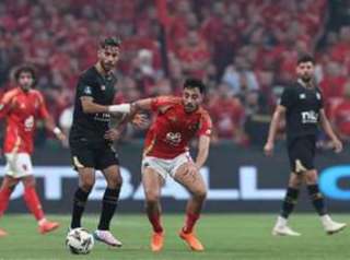 التعادل السلبي يحسم الشوط الأول...