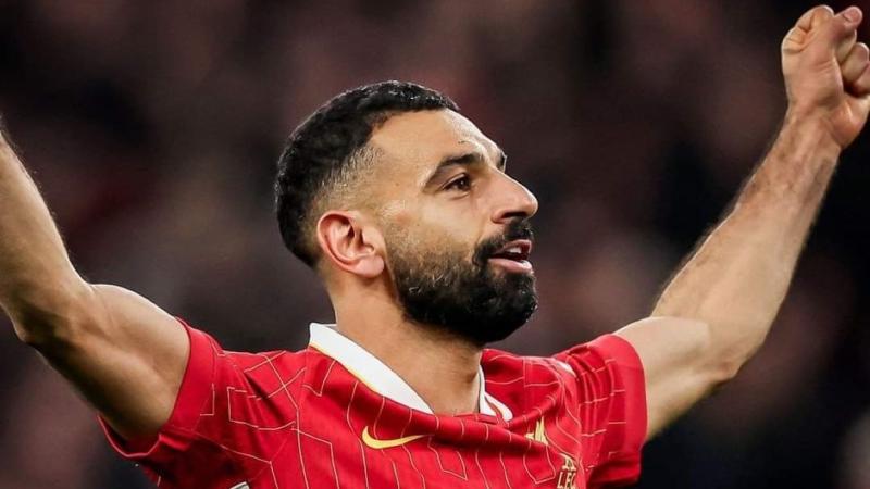 محمد صلاح يقترب من تمديد عقده مع ليفربول وسط حالة من الغضب تجاه إدارة النادي