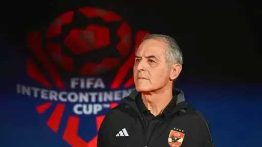 «بعد هروب جوميز».. أهلي أونلاين...