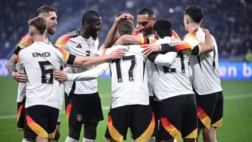 ثنائي ألماني يأمنان مستقبل المانشفت...
