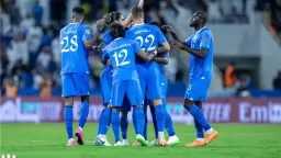 الهلال السعودي يفاجيء ليفربول في...