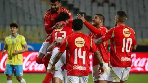 الحرب الكبرى: الأهلي والزمالك يتصارعان...