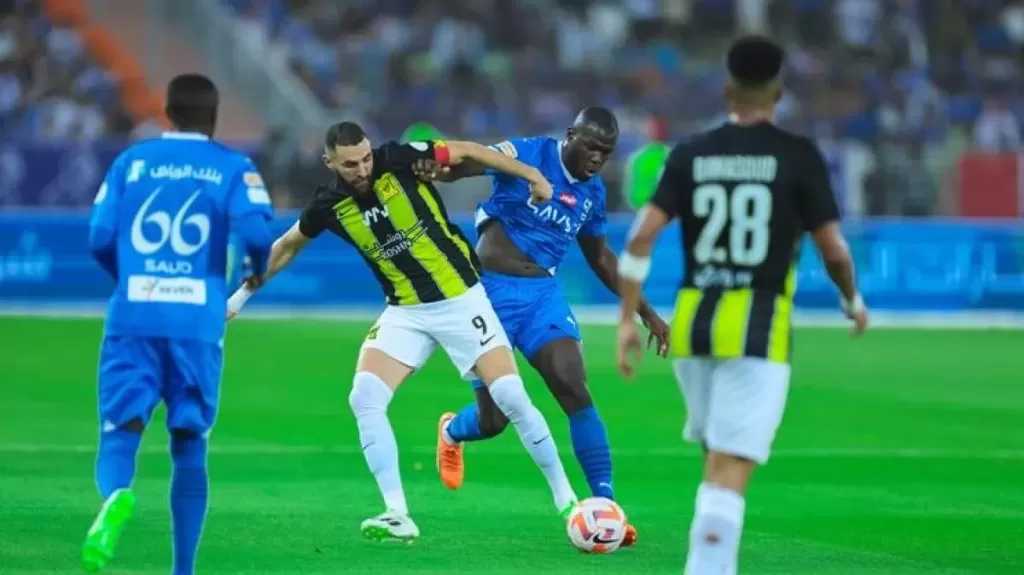 أداء ونتيجة.. الاتحاد يضرب الهلال برباعية في قمة روشن ويحلق بعيدًا بالصدارة