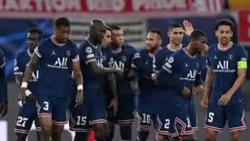 سان جيرمان يفاجئ مغنية مشهورة...