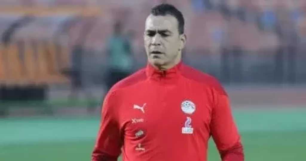 الحضري: محمد عواد الأجدر بحراسة مرمى الزمالك أمام الأهلي