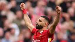 ماذا ينتظر محمد صلاح مع...