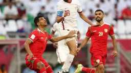 عمان تهزم البحرين وتبلغ نهائي...