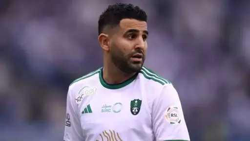 محاربي الصحراء للصعود.. رياض محرز...