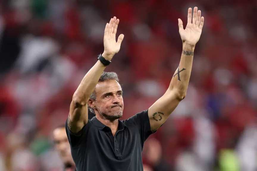 إنريكي يجهز خطة باريس سان جيرمان لمواجهة أستون فيلا في دوري الأبطال