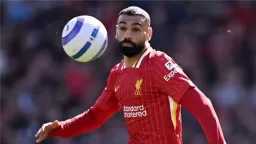محمد صلاح يبرم عقدًا جديدًا...