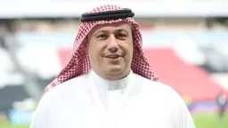 طلال آل الشيخ يدافع عن...