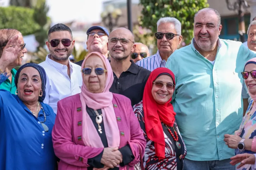 جلسة ناجحة لقائمة الخطيب مع رواد الأهلي