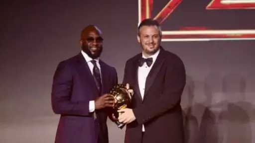 عربي وعالمي