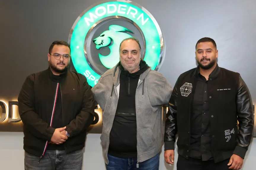 عربي وعالمي