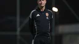 الفريق الأول