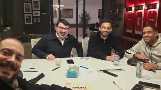 الفريق الأول