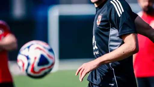 الفريق الأول