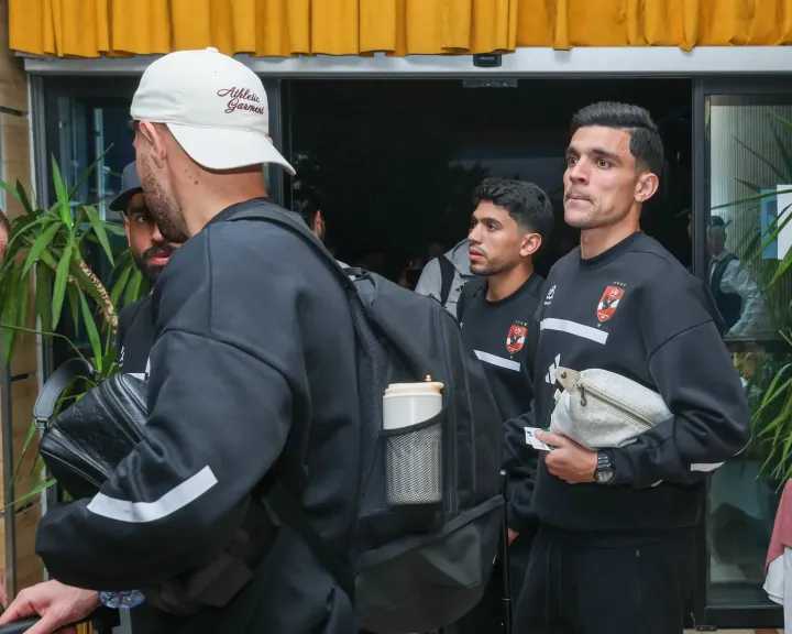 الفريق الأول