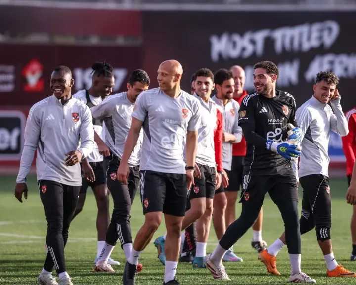 الفريق الأول