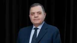 الفريق الأول