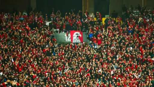 الفريق الأول