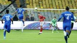 الفريق الأول