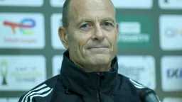 الفريق الأول