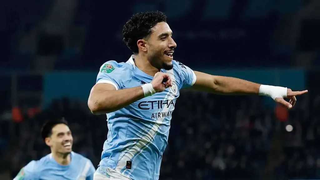 عربي وعالمي